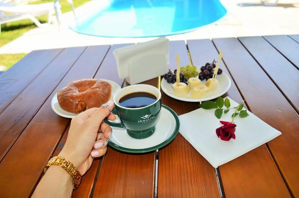Hotel Tedi Kvareli Ngoại thất bức ảnh