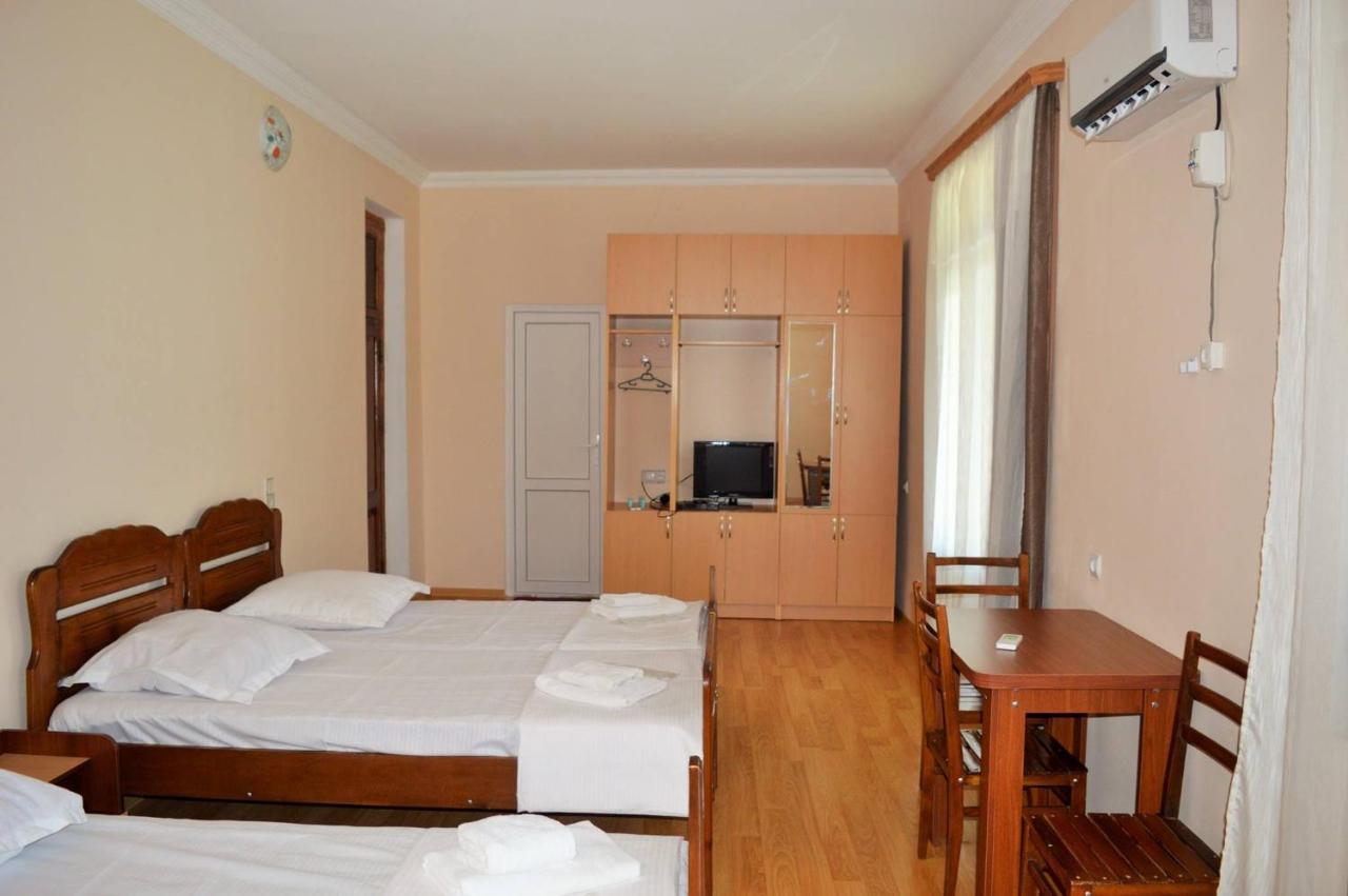 Hotel Tedi Kvareli Ngoại thất bức ảnh