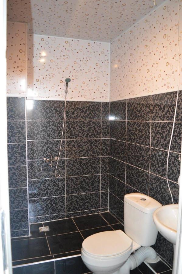 Hotel Tedi Kvareli Ngoại thất bức ảnh