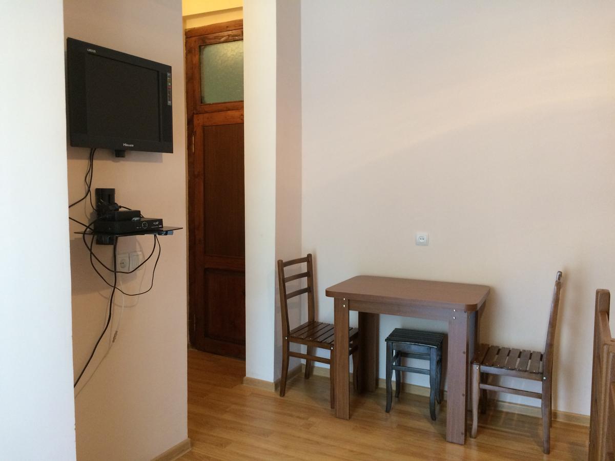 Hotel Tedi Kvareli Ngoại thất bức ảnh