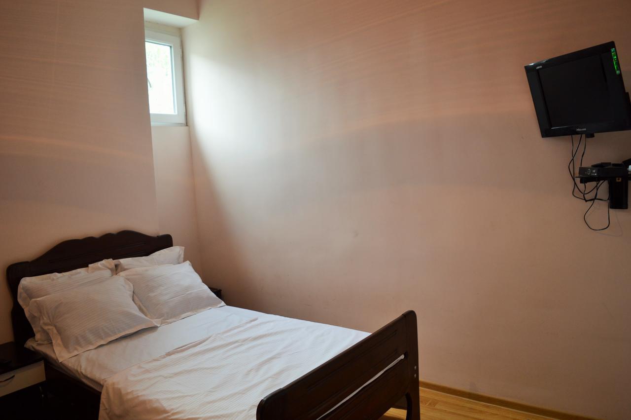 Hotel Tedi Kvareli Ngoại thất bức ảnh