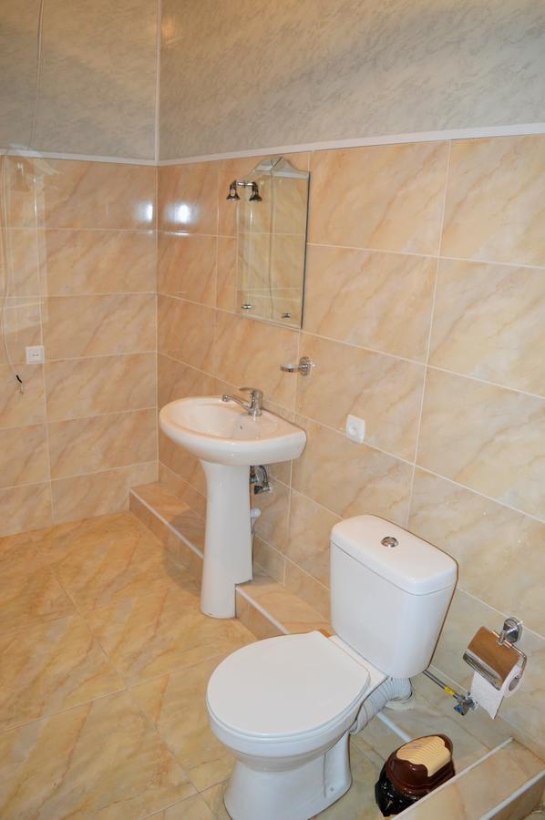 Hotel Tedi Kvareli Ngoại thất bức ảnh