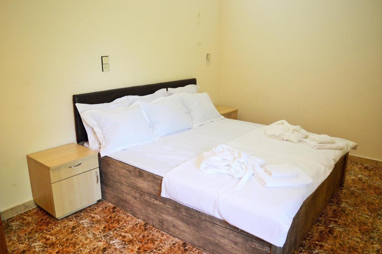 Hotel Tedi Kvareli Ngoại thất bức ảnh
